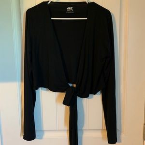 Crop tie around shirt